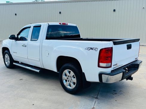 Used 2011 GMC Sierra 1500 SLE w/ Power Tech Package image 7