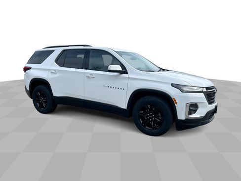 Used 2023 Chevrolet Traverse LT w/ Midnight/Sport Edition AWD/4WD image 2
