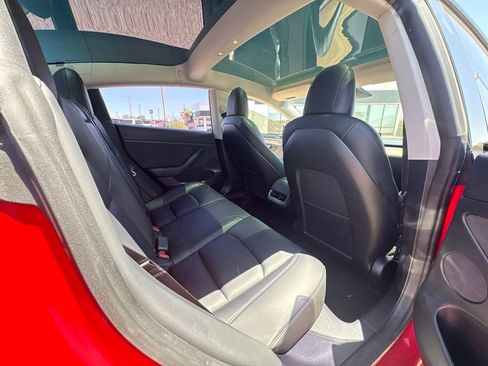 Used 2022 Tesla Model 3 RWD image 17