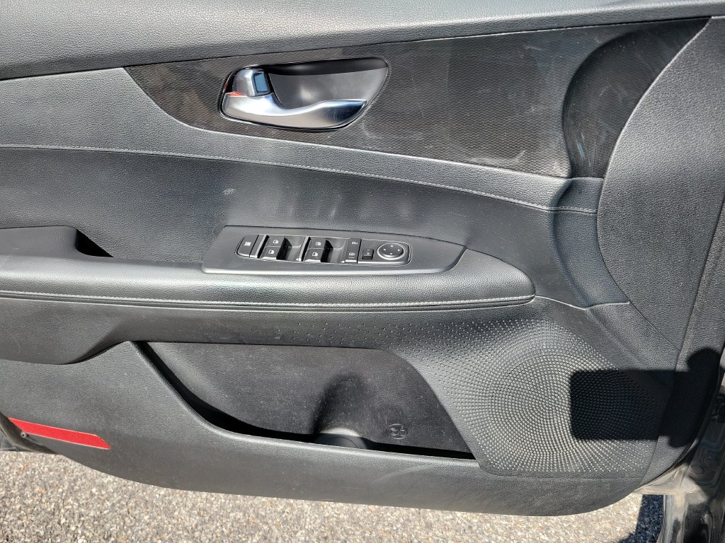 Used 2020 Kia Forte GT-Line FWD image 28
