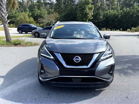 Used 2019 Nissan Murano SL image 2