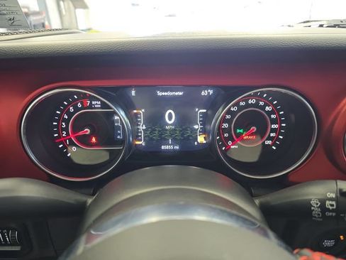 Used 2021 Jeep Wrangler Unlimited Rubicon AWD/4WD image 17