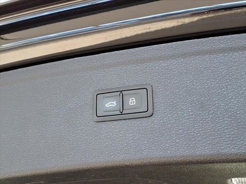 Certified 2023 Audi Q5 Prestige w/ Prestige Package image 21