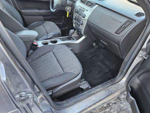 Used 2011 Ford Focus SE w/ 201A Rapid Spec Order Code image 14