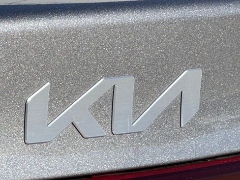 Used 2023 Kia Forte LXS image 13