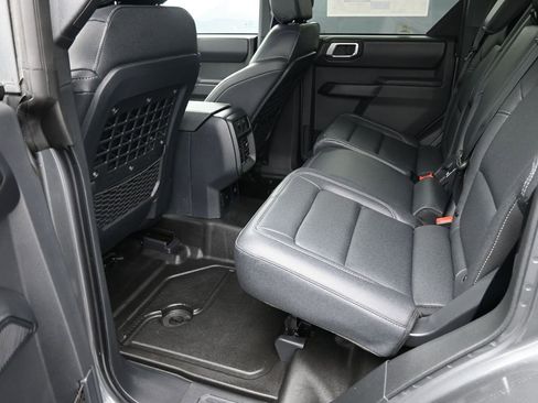 New 2026 Ford Bronco Badlands image 20