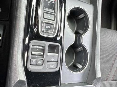 Used 2023 Honda Pilot Sport image 22