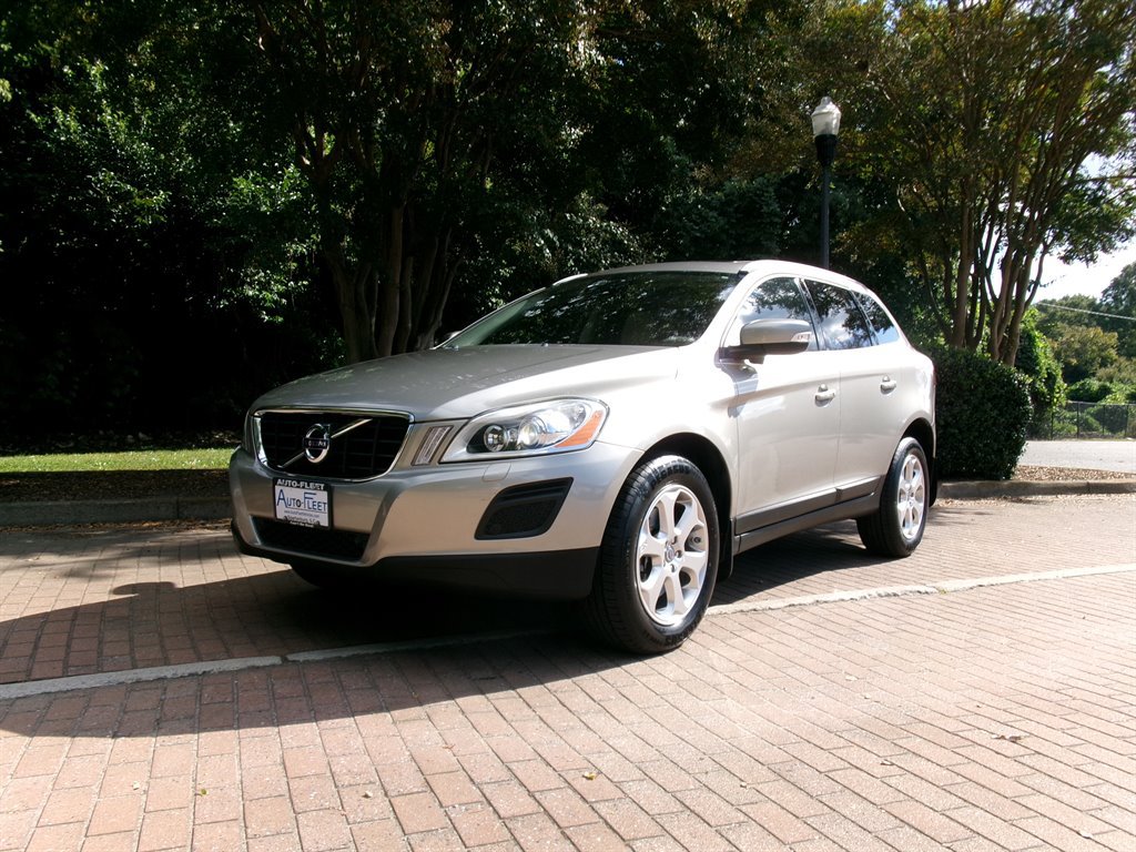 Used 2013 Volvo XC60 3.2 FWD image 2