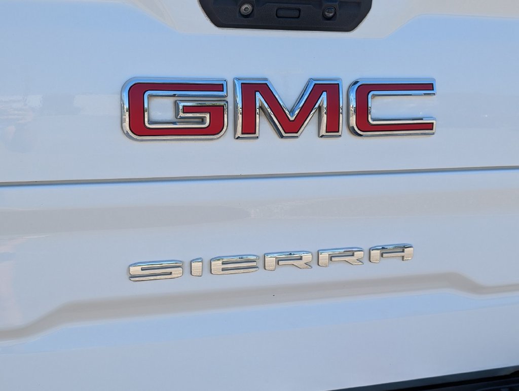 Used 2020 GMC Sierra 1500 SLT RWD image 5
