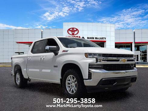 Used 2021 Chevrolet Silverado 1500 LT w/ Z71 Off-Road Package AWD/4WD image 7