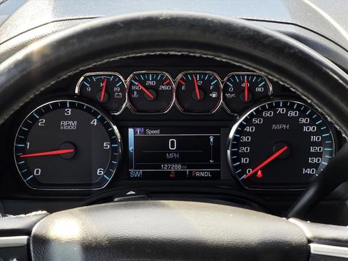 Used 2019 GMC Yukon SLT image 7