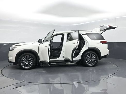 Used 2022 Nissan Pathfinder SL w/ SL Premium Package FWD image 67