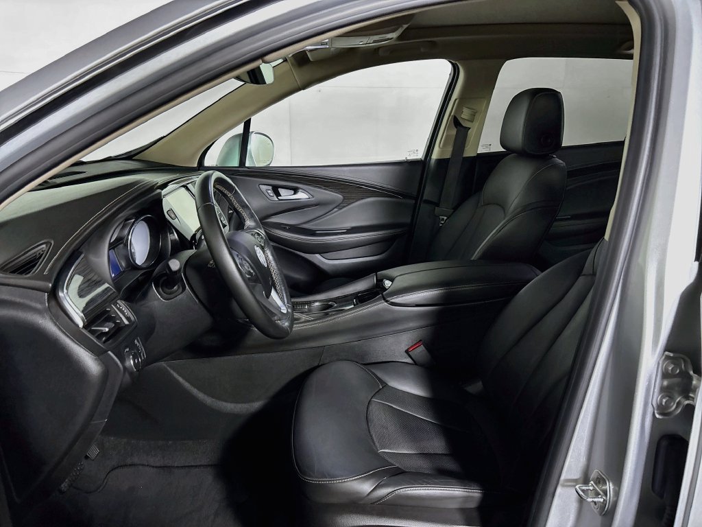 Used 2018 Buick Envision Essence AWD/4WD image 11