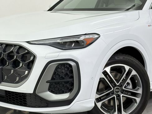New 2026 Audi Q5 Prestige image 11