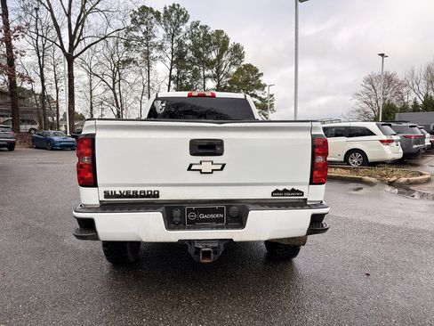 Used 2017 Chevrolet Silverado 2500 LT w/ LT Fleet Convenience Package image 4