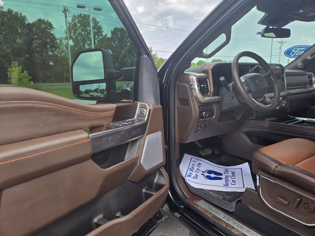 Used 2024 Ford F250 King Ranch AWD/4WD image 6