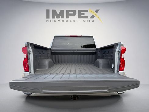 Used 2024 Chevrolet Silverado 1500 Custom AWD/4WD image 28