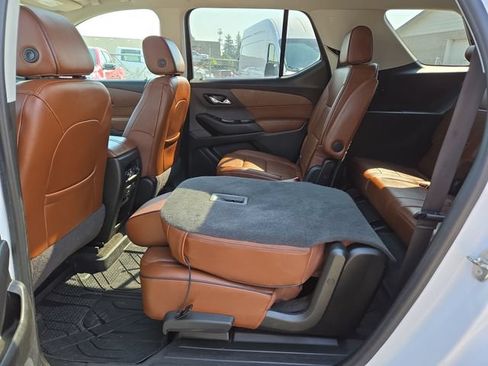 Used 2019 Chevrolet Traverse High Country AWD/4WD image 33