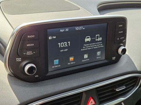 Used 2020 Hyundai Santa Fe SE FWD image 10