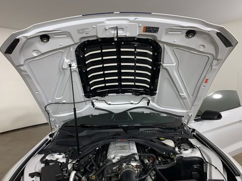 Used 2020 Ford Mustang Shelby GT500 w/ Carbon Fiber Track Pack image 36