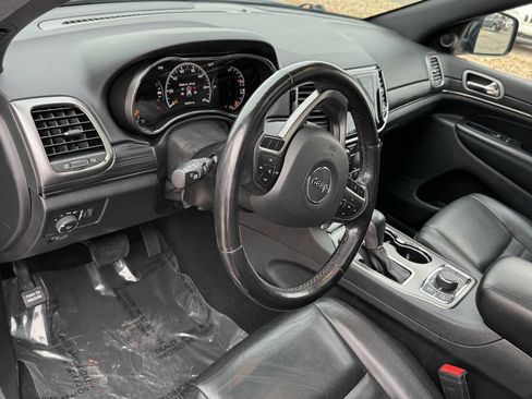 Used 2019 Jeep Grand Cherokee Limited X image 15