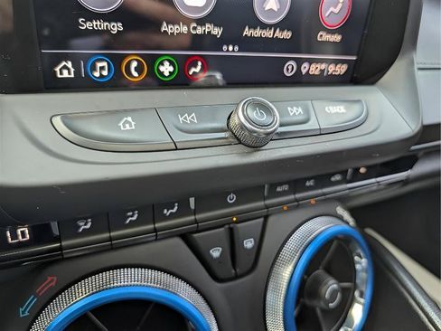 Used 2020 Chevrolet Camaro SS RWD image 40