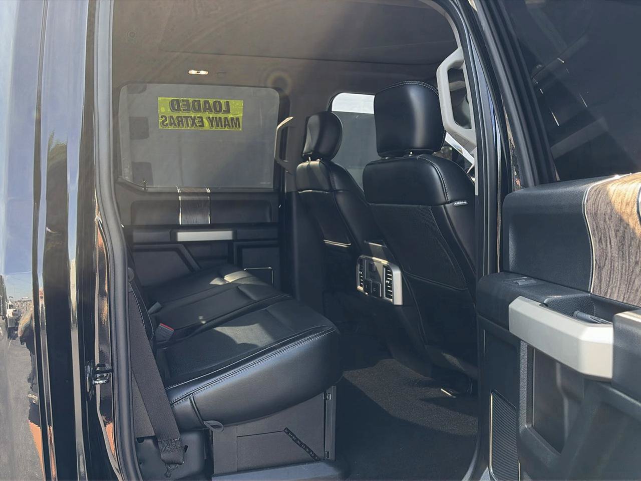 Used 2019 Ford F250 Lariat w/ Lariat Ultimate Package AWD/4WD image 12