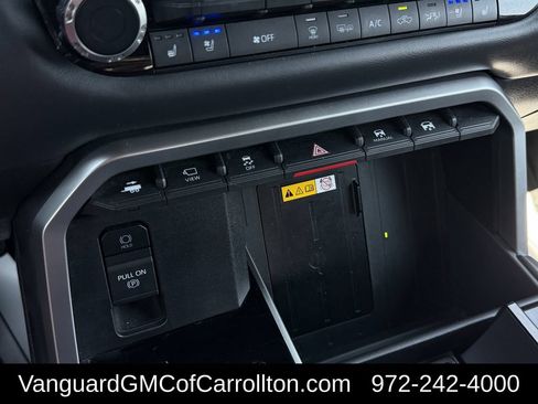 Used 2023 Toyota Tundra Platinum w/ Advanced Package AWD/4WD image 23