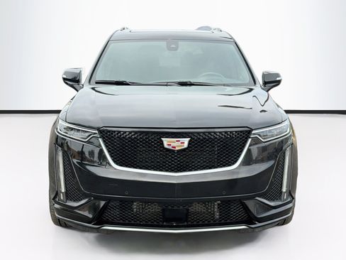 Certified 2023 Cadillac XT6 Sport w/ Technology Package AWD/4WD image 2