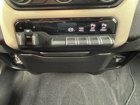 Used 2020 RAM 2500 Laramie AWD/4WD image 20