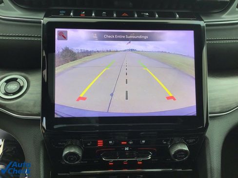 Used 2022 Jeep Grand Cherokee Overland image 47