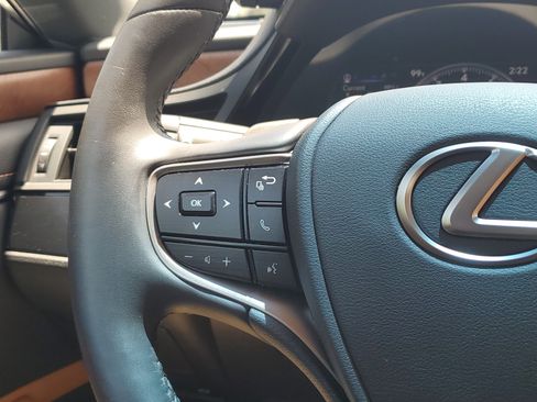 Certified 2024 Lexus ES 350 w/ Premium Package FWD image 24