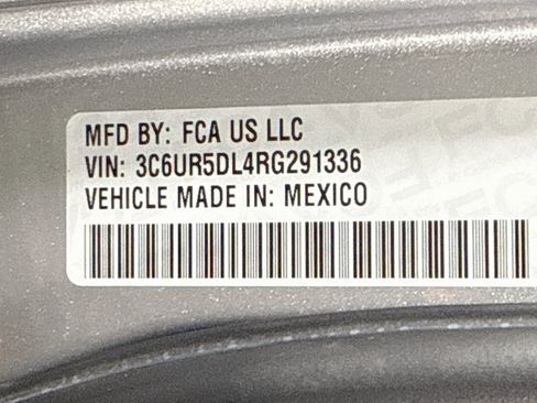 Used 2024 RAM 2500 Big Horn AWD/4WD image 40