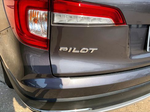 Used 2020 Honda Pilot Elite image 30
