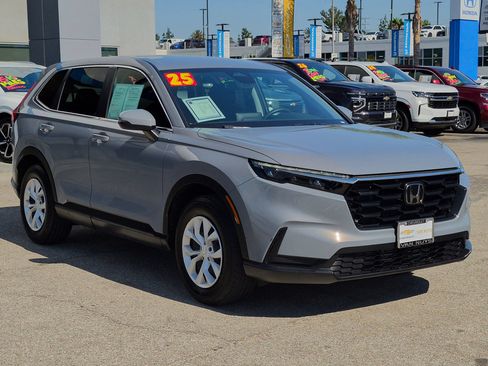 Used 2025 Honda CR-V LX image 3