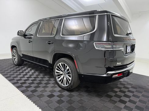 Used 2023 Jeep Grand Wagoneer Series III AWD/4WD image 5