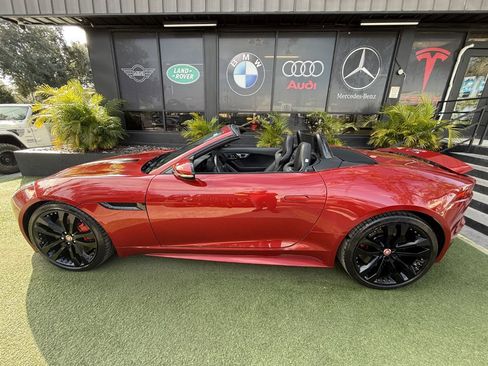 Used 2015 Jaguar F-TYPE S image 10