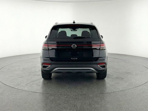 Used 2025 Volkswagen Taos S image 7