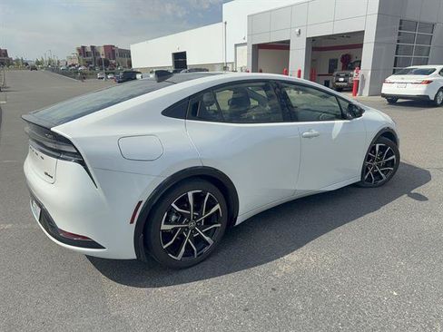 Used 2023 Toyota Prius Prime FWD image 31