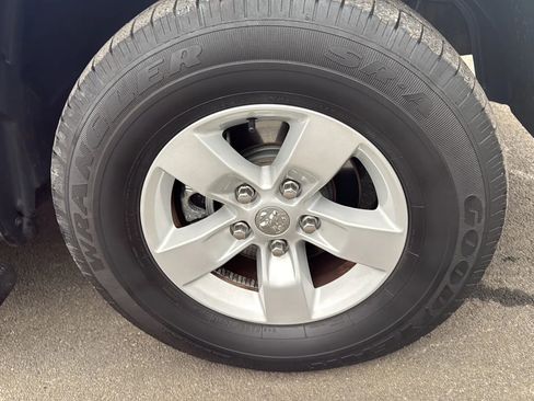 Used 2016 RAM 1500 Express image 14