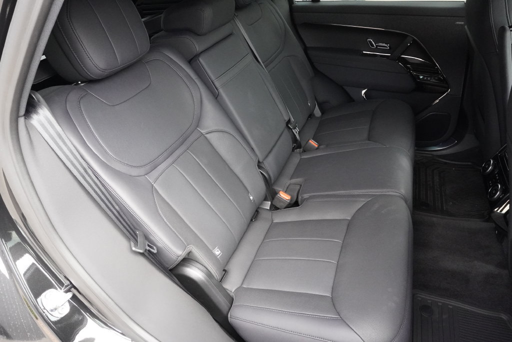 New 2026 Land Rover Range Rover Sport Dynamic SE AWD/4WD image 27