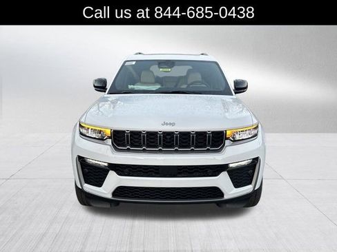 New 2026 Jeep Grand Cherokee Limited image 2