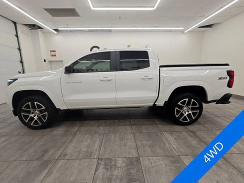 Used 2024 Chevrolet Colorado Z71 w/ Z71 Convenience Package 2 AWD/4WD image 2
