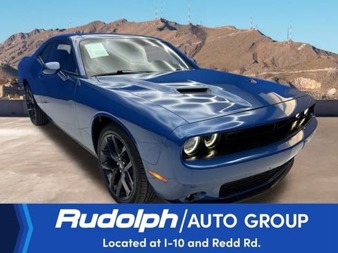 Used 2022 Dodge Challenger SXT w/ Blacktop Package image 7