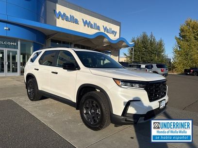 New 2025 Honda Pilot TrailSport