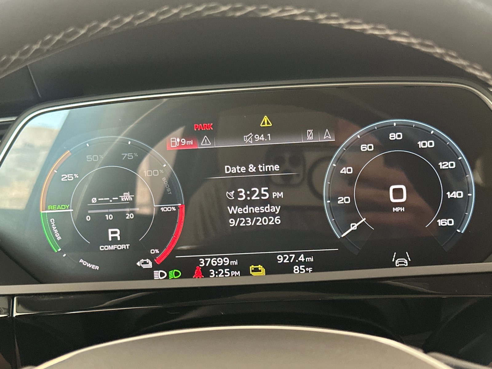 Used 2024 Audi Q8 e-tron Premium Plus w/ Premium Plus Package AWD/4WD image 23