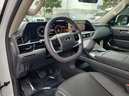 New 2026 INFINITI QX80 Luxe image 19