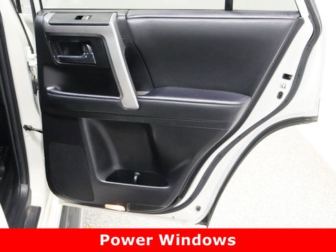 Used 2022 Toyota 4Runner TRD Sport image 32