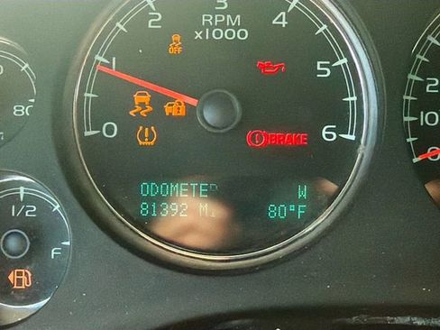 Used 2013 Chevrolet Avalanche LTZ RWD image 13