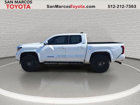 Used 2025 Toyota Tacoma SR5 image 8